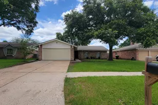 7646 Winkle Wood Ln, Houston, TX 77086 - Photo 1