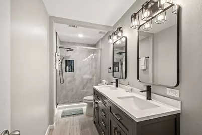 9907 Towne Tower Ln, Sugar Land, TX 77498 - Photo 17