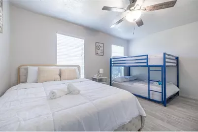 9907 Towne Tower Ln, Sugar Land, TX 77498 - Photo 25