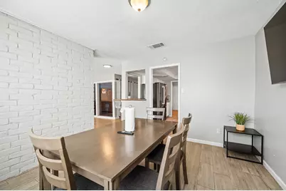 9907 Towne Tower Ln, Sugar Land, TX 77498 - Photo 11