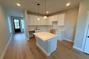 3007 Wicker Ln, Pinehurst, TX 77632 - Photo 3