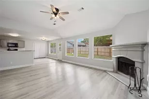 6647 Amberfield Ln, Katy, TX 77449 - Photo 13