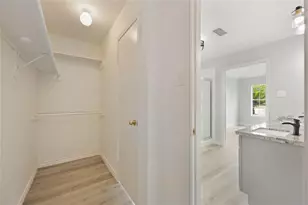 6647 Amberfield Ln, Katy, TX 77449 - Photo 19