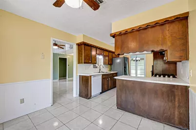 4606 Chaparral Drive, Baytown, TX 77521 - Photo 41