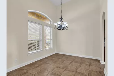 9907 Heritage Waters Court, Humble, TX 77396 - Photo 5