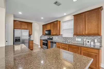 9907 Heritage Waters Court, Humble, TX 77396 - Photo 9