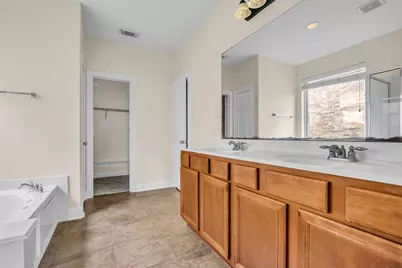 9907 Heritage Waters Court, Humble, TX 77396 - Photo 13