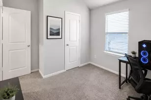 22727 Petrizzi Ln, Katy, TX 77449 - Photo 9