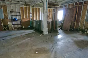 2258 County Rd 230, Sargent, TX 77414 - Photo 33