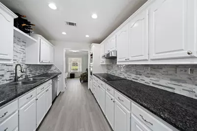 19837 S Plantation Estates Drive, Porter, TX 77365 - Photo 7