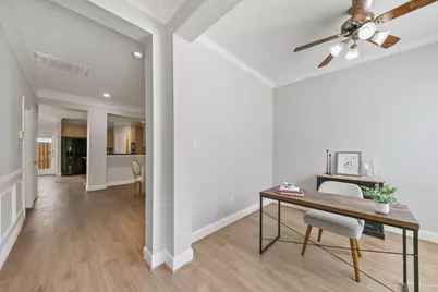 2945 Sandcastle Lane, Houston, TX 77057 - Photo 3