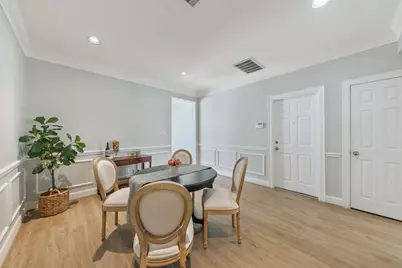 2945 Sandcastle Lane, Houston, TX 77057 - Photo 5