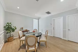 2945 Sandcastle Ln, Houston, TX 77057 - Photo 5