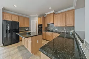 2945 Sandcastle Ln, Houston, TX 77057 - Photo 7