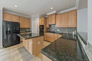 2945 Sandcastle Ln, Houston, TX 77057 - Photo 7