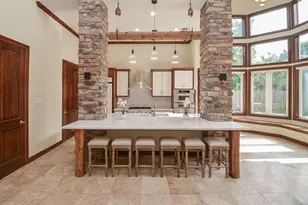 1402 Lynnview Dr, Houston, TX 77055 - Photo 5