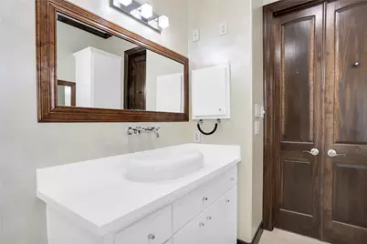 1402 Lynnview Drive, Houston, TX 77055 - Photo 25