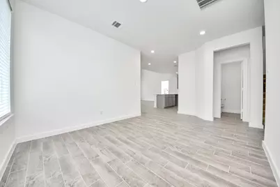 5714 Sandhill Oak Trail, Houston, TX 77066 - Photo 9