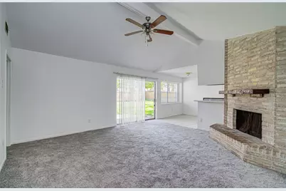 7015 Maple Fox Drive, Humble, TX 77338 - Photo 5