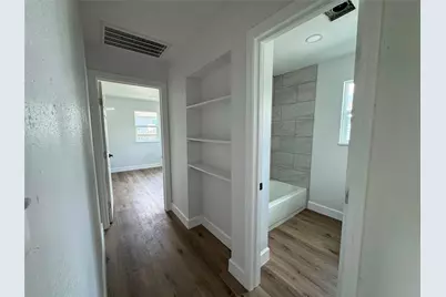3910 Campbell Street, Houston, TX 77026 - Photo 17