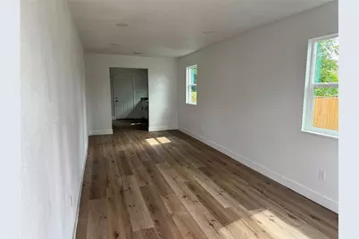 3910 Campbell Street, Houston, TX 77026 - Photo 13