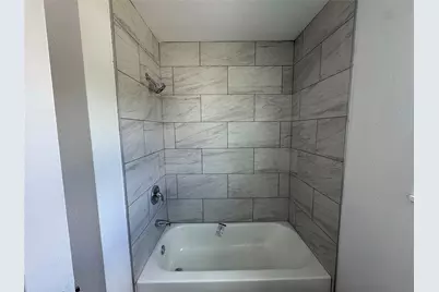 3910 Campbell Street, Houston, TX 77026 - Photo 21