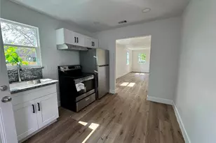 3910 Campbell St, Houston, TX 77026 - Photo 15