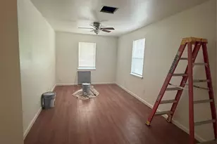 1315 Sycamore Ave, Huntsville, TX 77340 - Photo 5