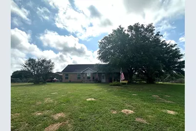 6220 Mill Creek Road, Cat Spring, TX 87933 - Photo 1