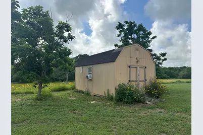 6220 Mill Creek Road, Cat Spring, TX 87933 - Photo 9