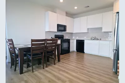 209 Laura Leigh Lane, Angleton, TX 77515 - Photo 5