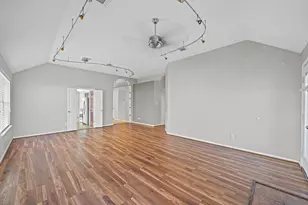 10458 N Pagewick Dr, Houston, TX 77041 - Photo 13