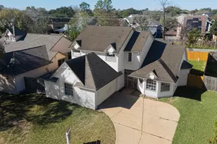 11406 Caesar Dr, Houston, TX 77477 - Photo 11