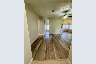 15702 Roxton Ridge Drive, Houston, TX 77598 - Photo 11
