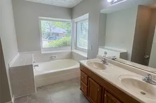 15702 Roxton Ridge Dr, Houston, TX 77598 - Photo 23