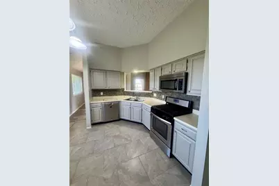 15702 Roxton Ridge Drive, Houston, TX 77598 - Photo 3