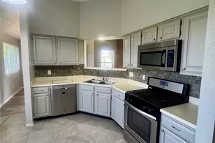 15702 Roxton Ridge Dr, Houston, TX 77598 - Photo 3