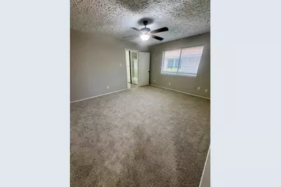 15702 Roxton Ridge Drive, Houston, TX 77598 - Photo 19
