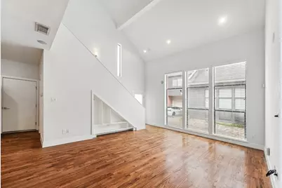 4427 Eigel Street, Houston, TX 77007 - Photo 5