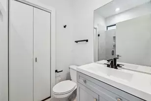 4427 Eigel St, Houston, TX 77007 - Photo 17