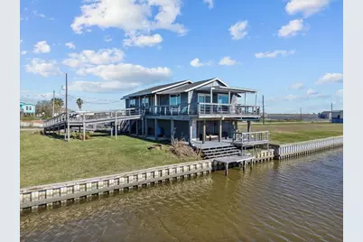 6931 W Holiday Street, Hitchcock, TX 77563 - Photo 1