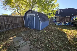 10900 Dogwood Dr, La Porte, TX 77571 - Photo 25