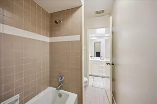 8018 Cobblefield Ln, Houston, TX 77071 - Photo 15