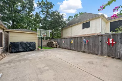 12106 Cypresswood Drive, Houston, TX 77070 - Photo 43