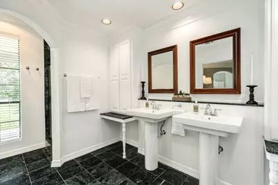 113 Rosewood Street, Lake Jackson, TX 77566 - Photo 25