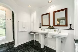 113 Rosewood St, Lake Jackson, TX 77566 - Photo 25