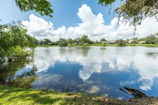 113 Rosewood St, Lake Jackson, TX 77566 - Photo 49