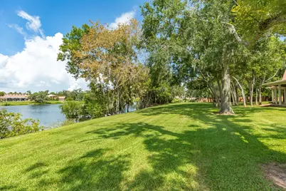 113 Rosewood Street, Lake Jackson, TX 77566 - Photo 47