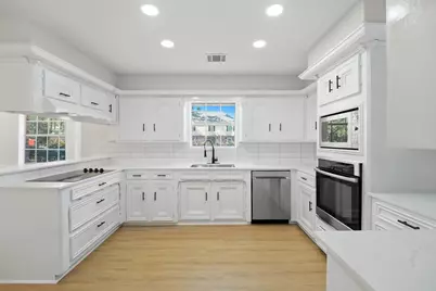 16155 Hexham Drive, Spring, TX 77379 - Photo 5