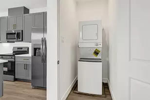 409 Alvia Run Ln, Houston, TX 77018 - Photo 25